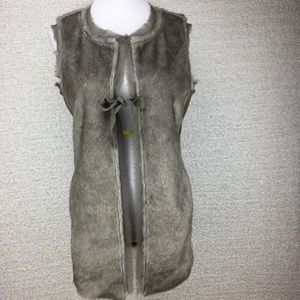 Simply Vera Vera Wang grey faux fur vest XS